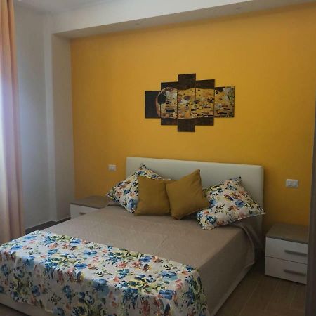 Holiday In Home | Le Ciminiere Catania Exterior foto