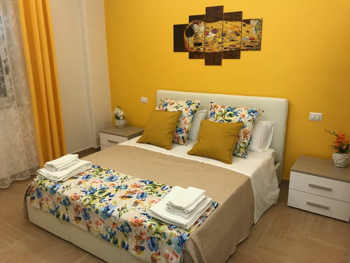 Holiday In Home | Le Ciminiere Catania Exterior foto